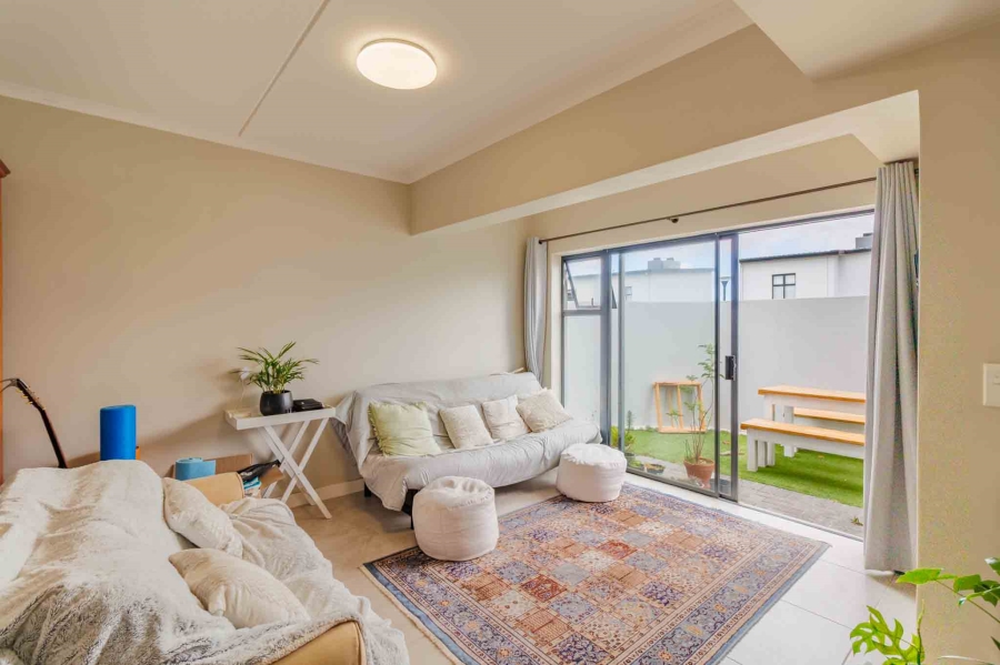 To Let 2 Bedroom Property for Rent in Zonnendal Western Cape